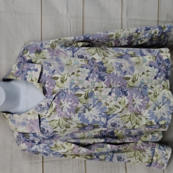 𝅺CROFT & Barrow Floral Print Denim Jacket Size M, w/Stretch, excellent conditio - Picture 1 of 12